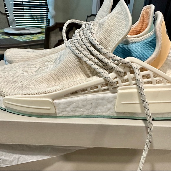 Auth Adidas Pharrell Human Made - Picture 2 of 11